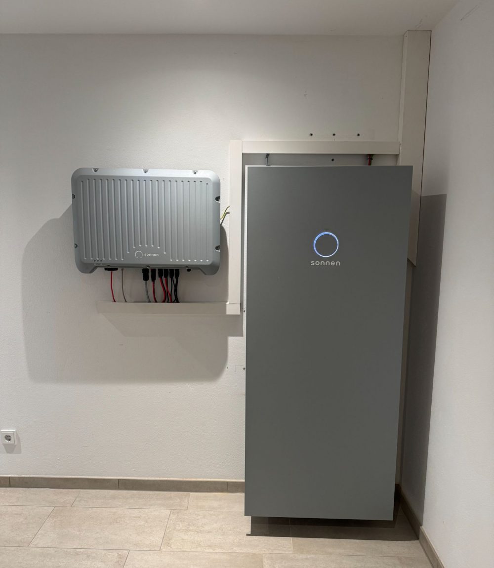 Photovoltaikanlage inklusive Batteriespeicher und Wallbox in Ihrlerstein 6