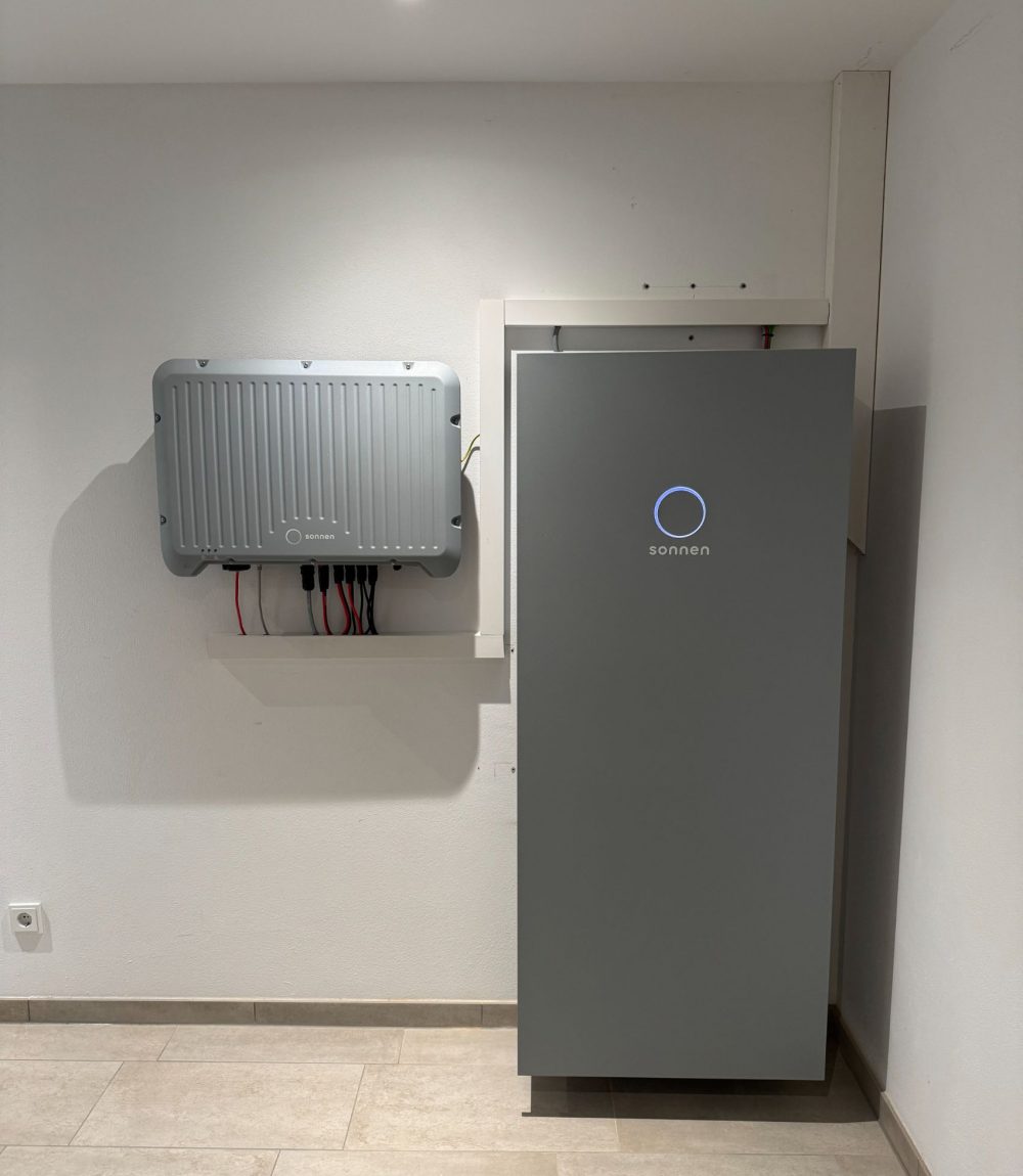 Photovoltaikanlage inklusive Batteriespeicher und Wallbox in Ihrlerstein 7